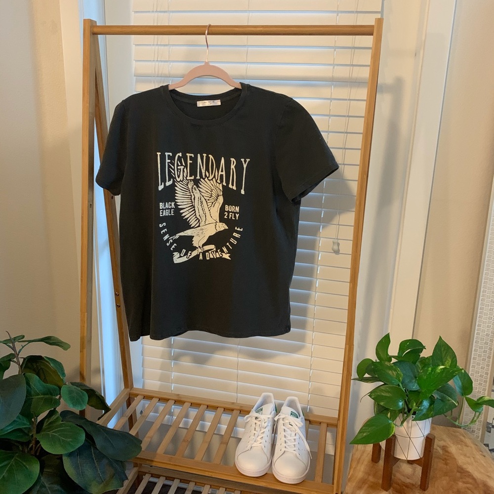 Legendary Tee - Picture 2 of 3